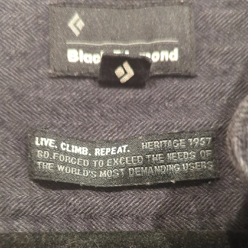 Black Diamond Centinal Flanel - Picture 8 of 14